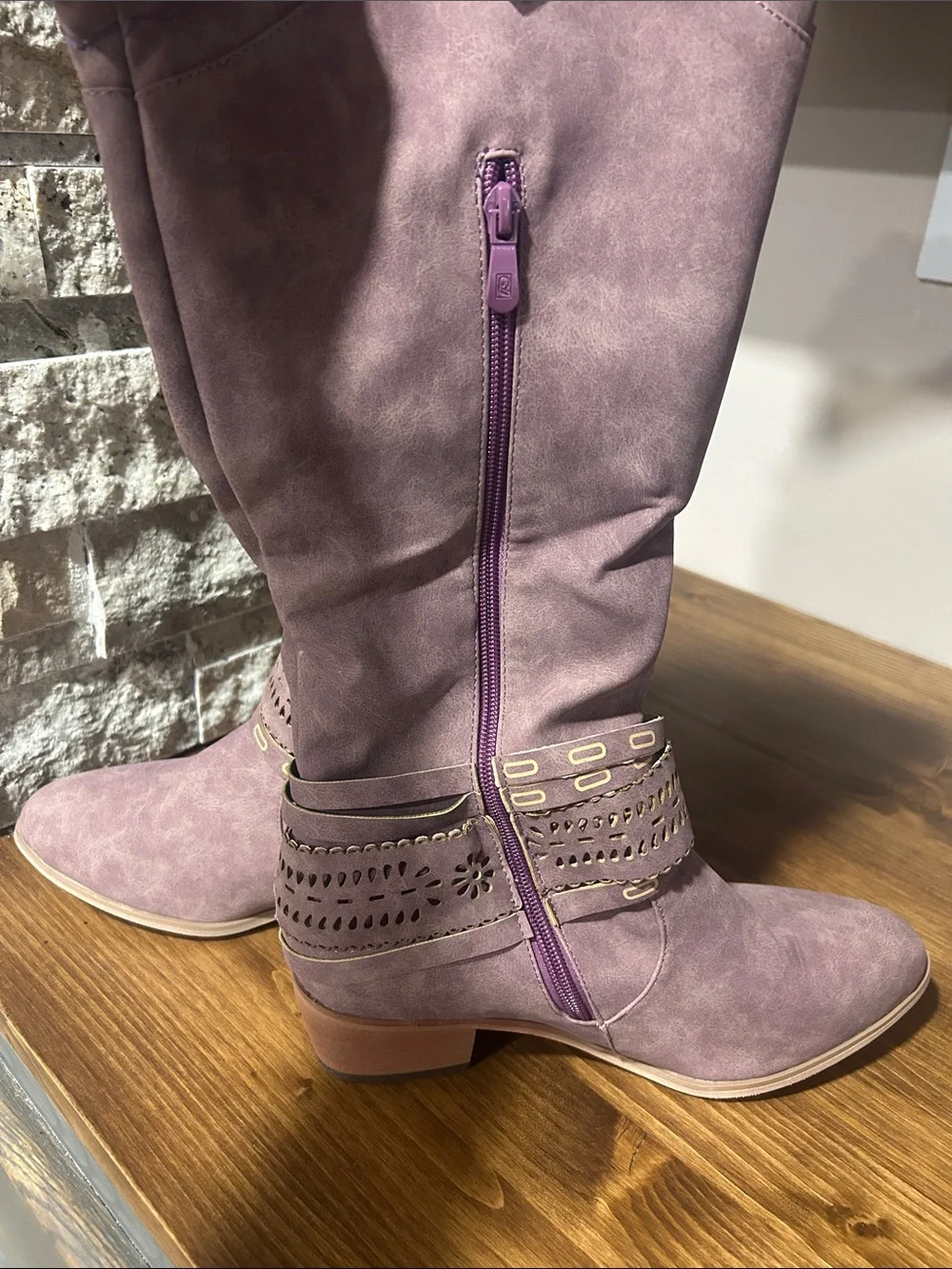 Women's Lavender faux suede Mid-Calf Western Boots NEW size 8 (39)